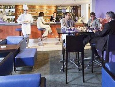 фото отеля Novotel Cergy Pontoise