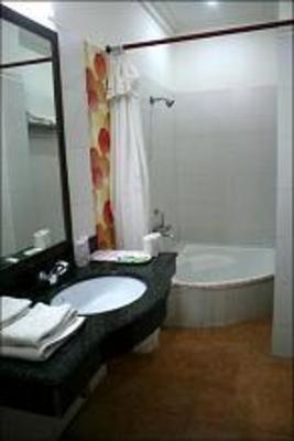 фото отеля Hotel Royale Residency