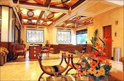фото отеля Hotel Royale Residency