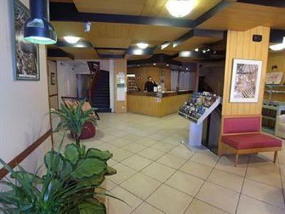 фото отеля Hotel Du Commerce Bergerac