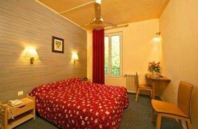 фото отеля Hotel Du Commerce Bergerac