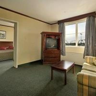 фото отеля Park Inn & Suites Montreal Airport