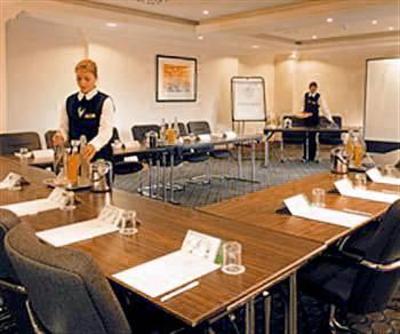 фото отеля Cambridge Belfry Hotel Cambourne