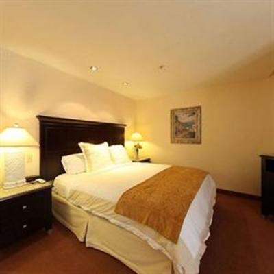 фото отеля BEST WESTERN PLUS Laguna Brisas Spa Hotel