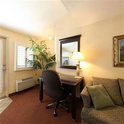 фото отеля BEST WESTERN PLUS Laguna Brisas Spa Hotel