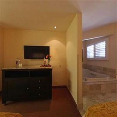 фото отеля BEST WESTERN PLUS Laguna Brisas Spa Hotel