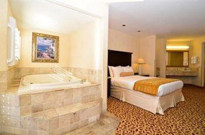 фото отеля BEST WESTERN PLUS Laguna Brisas Spa Hotel