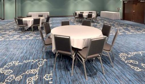 фото отеля Radisson Hotel Menomonee Falls