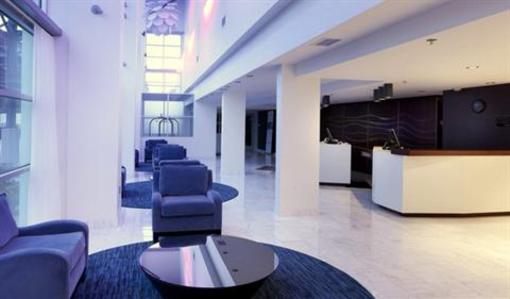 фото отеля Radisson Hotel Menomonee Falls