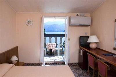 фото отеля Royal Victoria Hotel Varenna