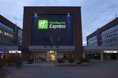 фото отеля Holiday Inn Express Foligno