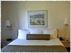 фото отеля Windmill Inn at St Philips Plaza