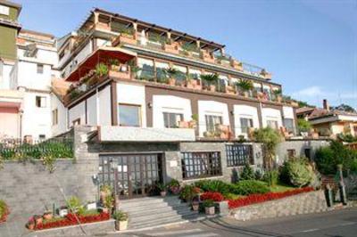 фото отеля Hotel Primavera Dell'Etna