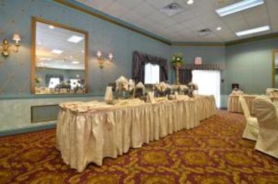 фото отеля BEST WESTERN Plus Concordville Hotel