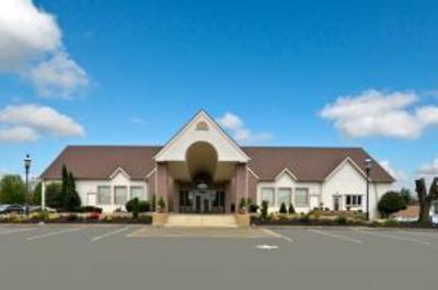 фото отеля BEST WESTERN Plus Concordville Hotel