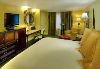 фото отеля BEST WESTERN Plus Concordville Hotel
