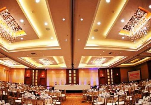 фото отеля Marriott Long Beach