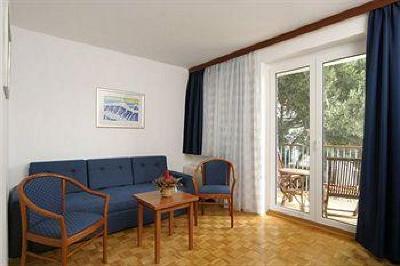 фото отеля Pharia Aparthotel Hvar