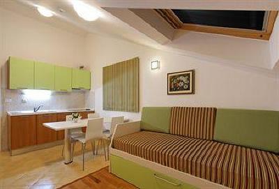 фото отеля Pharia Aparthotel Hvar