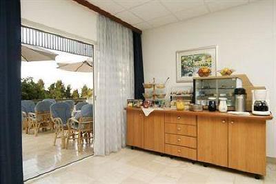 фото отеля Pharia Aparthotel Hvar