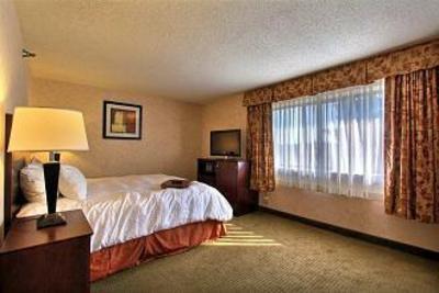фото отеля Hampton Inn Lansing