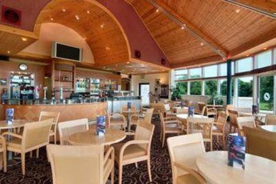 фото отеля Hilton Templepatrick Hotel & Country Club