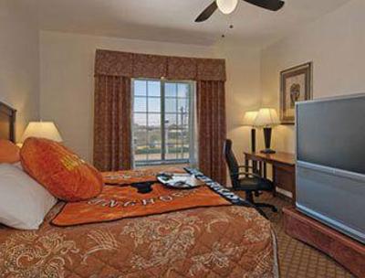 фото отеля Super 8 Austin Airport, South