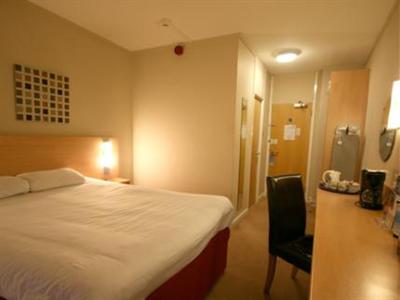 фото отеля Days Inn Milton Keynes East - M1