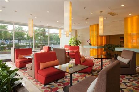 фото отеля Holiday Inn Express Tianjin Airport