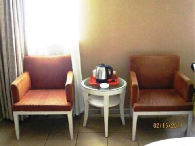 фото отеля Better Business Hotel