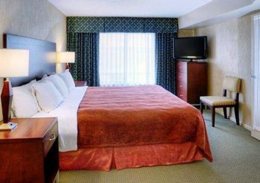 фото отеля Quality Suites Montreal Aeroport
