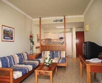 фото отеля Aparthotel Ca'n Picafort Palace
