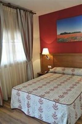 фото отеля Hotel Milagros Rio Riaza