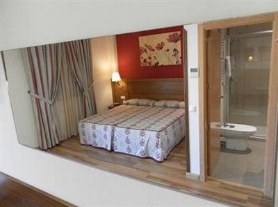 фото отеля Hotel Milagros Rio Riaza
