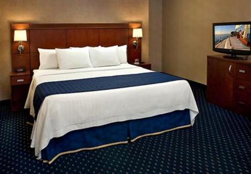 фото отеля Courtyard Hotel Nashua