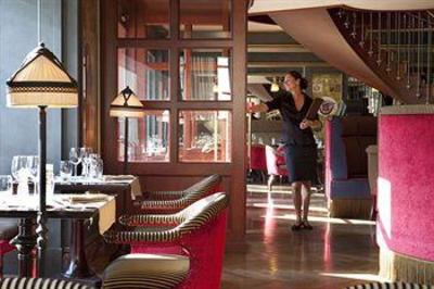 фото отеля Le Grand Hotel de Bordeaux