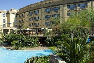фото отеля Kigali Serena Hotel