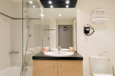 фото отеля Residhome Aparthotel Asnieres-sur-Seine