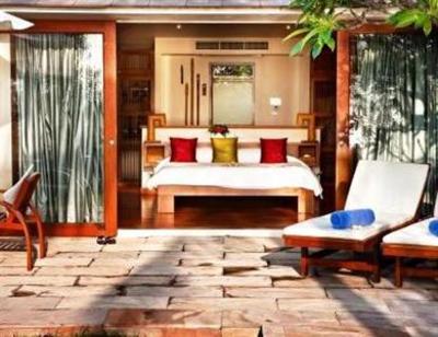 фото отеля The Sunset Beach Resort & Spa Taling Ngam