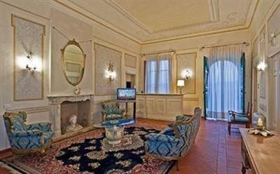 фото отеля Hotel Villa Cheli