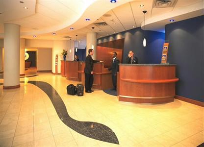 фото отеля Novotel Toronto Mississauga Center