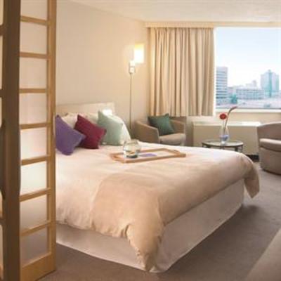фото отеля Novotel Toronto Mississauga Center