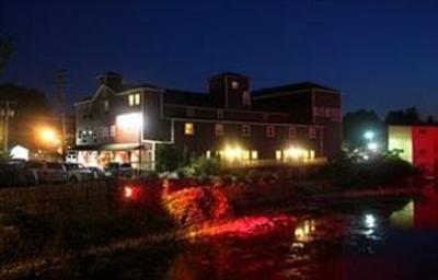фото отеля The Red Mill Inn