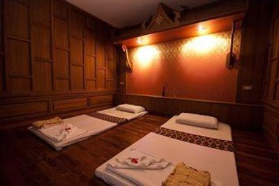 фото отеля Golden House V.I.P. Guest House Bangkok