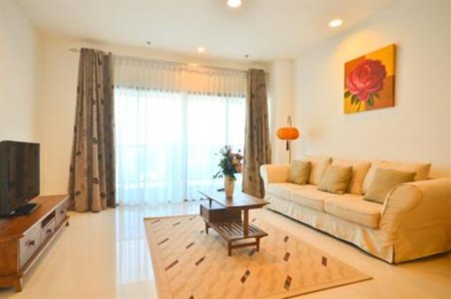 фото отеля Golden House V.I.P. Guest House Bangkok