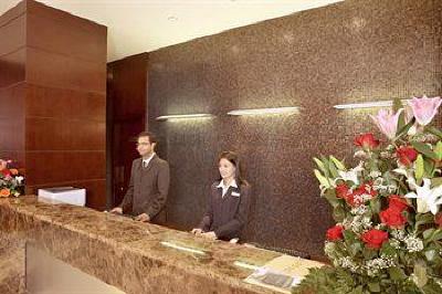 фото отеля Royal Ascot Hotel Apartments Dubai