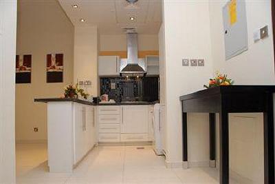 фото отеля Royal Ascot Hotel Apartments Dubai