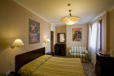 фото отеля Hotel Agli Alboretti