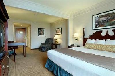 фото отеля BEST WESTERN Regency Plaza Hotel