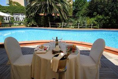 фото отеля Villa Maremonti Hotel Massa